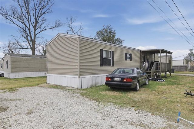 180 Pelican Street, Sulphur, LA 70663