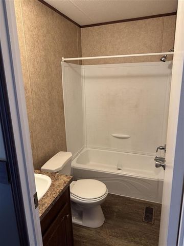 180 Pelican Street, Sulphur, LA 70663