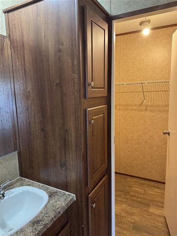 180 Pelican Street, Sulphur, LA 70663