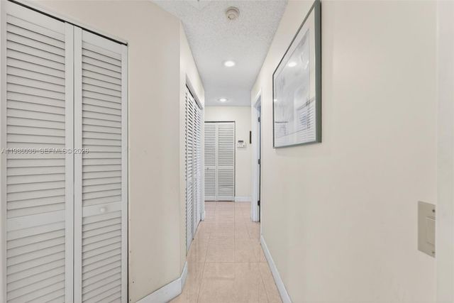 1495 Garden Rd, Weston, FL 33326