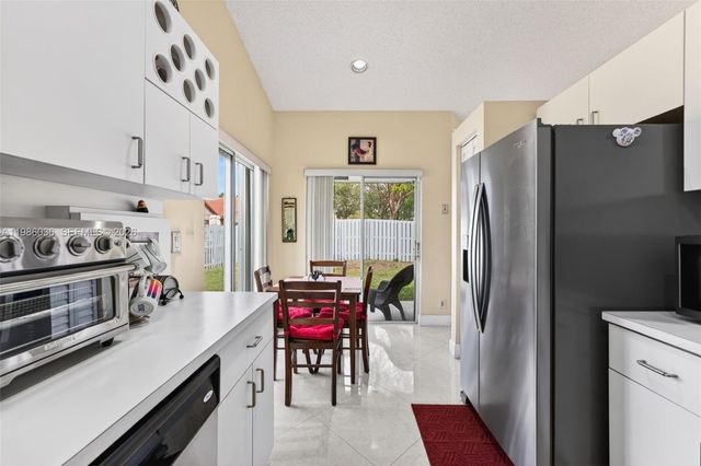 1495 Garden Rd, Weston, FL 33326