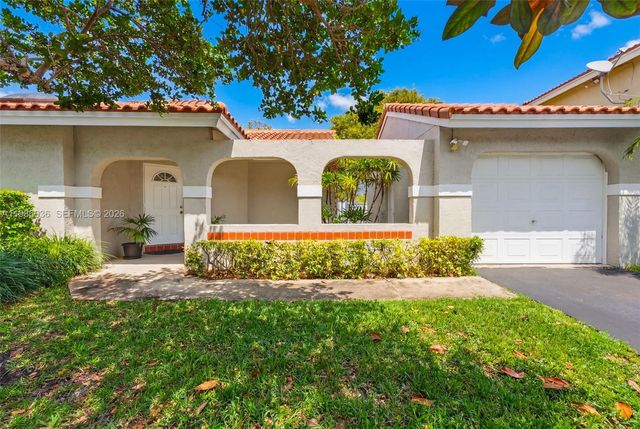 1495 Garden Rd, Weston, FL 33326