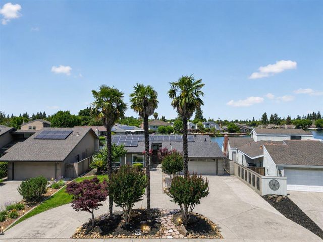 3861 Petersburg Cir, Stockton, CA 95219