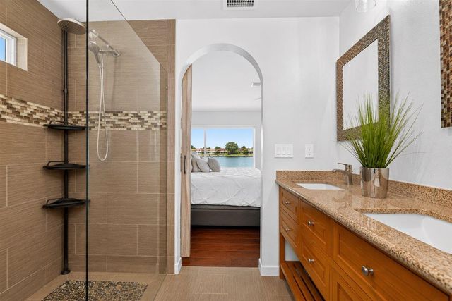 3861 Petersburg Cir, Stockton, CA 95219