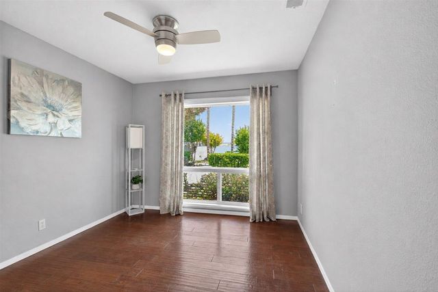 3861 Petersburg Cir, Stockton, CA 95219