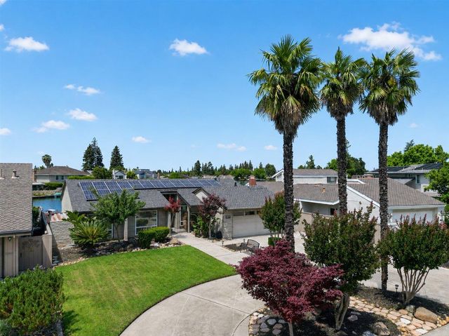 3861 Petersburg Cir, Stockton, CA 95219