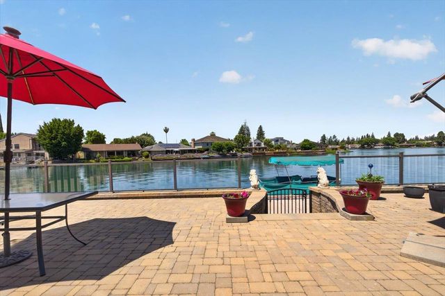 3861 Petersburg Cir, Stockton, CA 95219