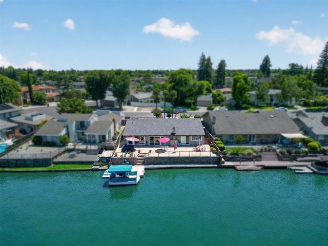 3861 Petersburg Cir, Stockton, CA 95219