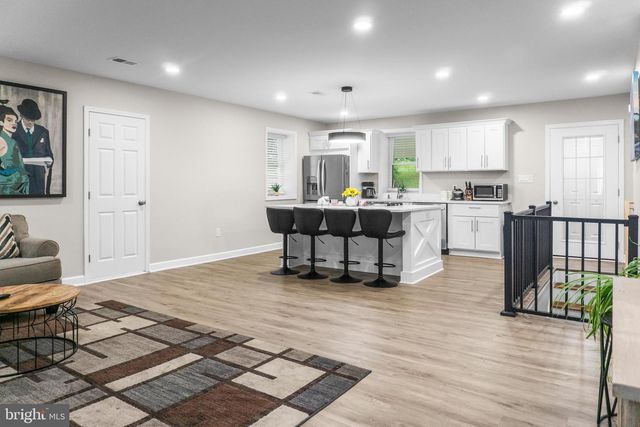 9001 HOLLOW RD, Middletown, MD 21769