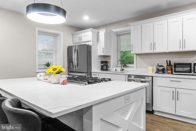 9001 HOLLOW RD, Middletown, MD 21769