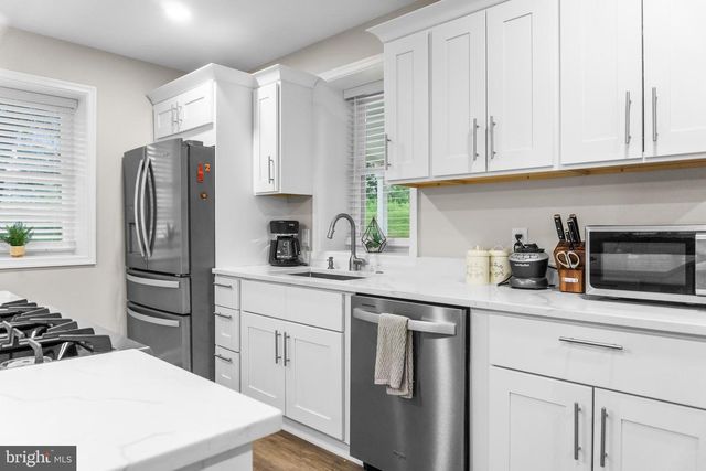9001 HOLLOW RD, Middletown, MD 21769
