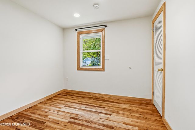 119 Court Drive, Shrewsbury Boro, NJ 07702
