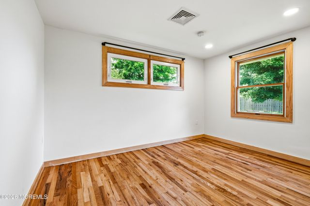 119 Court Drive, Shrewsbury Boro, NJ 07702