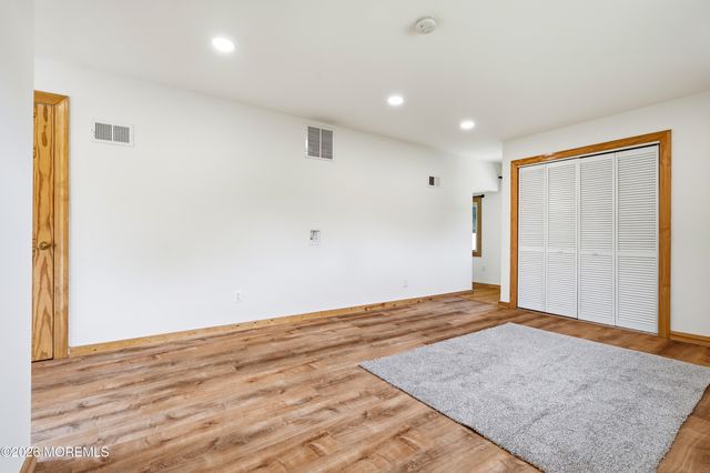 119 Court Drive, Shrewsbury Boro, NJ 07702