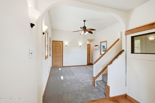 119 Court Drive, Shrewsbury Boro, NJ 07702