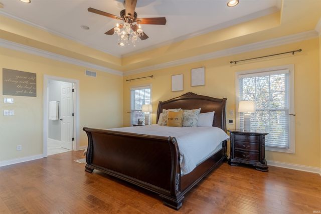 2800 Briarcliff Drive, Newburgh, IN 47630