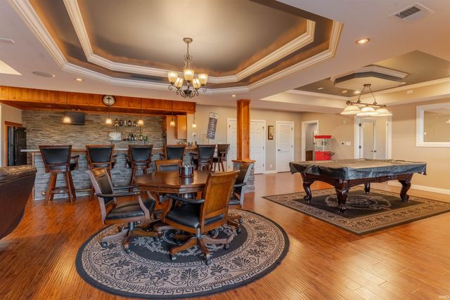 2800 Briarcliff Drive, Newburgh, IN 47630