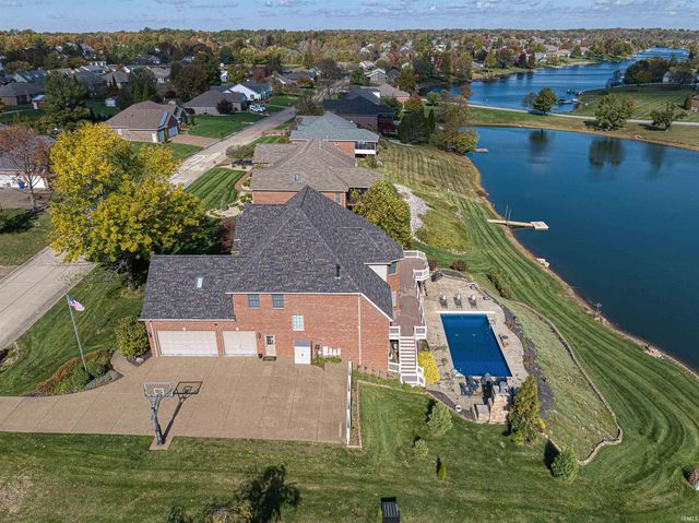 2800 Briarcliff Drive, Newburgh, IN 47630