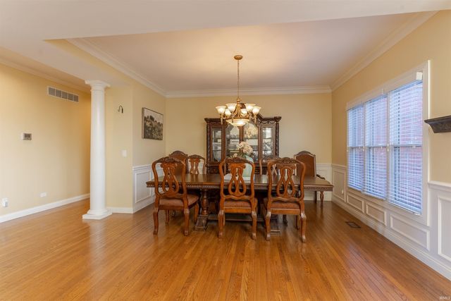 2800 Briarcliff Drive, Newburgh, IN 47630