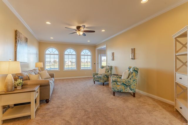 2800 Briarcliff Drive, Newburgh, IN 47630