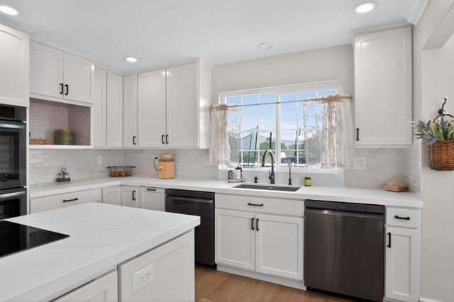 34672 Bernard Rd, Tracy, CA 95377