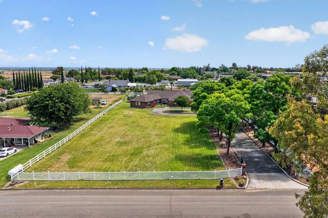 34672 Bernard Rd, Tracy, CA 95377