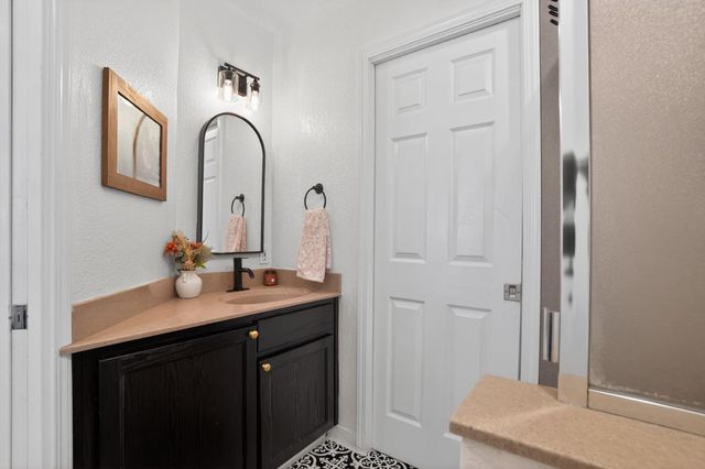 34672 Bernard Rd, Tracy, CA 95377