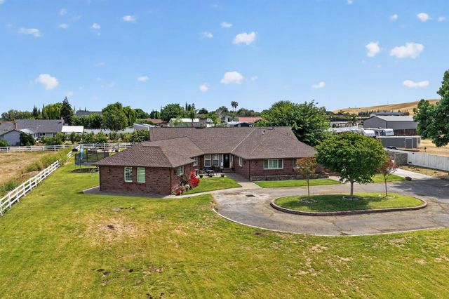 34672 Bernard Rd, Tracy, CA 95377