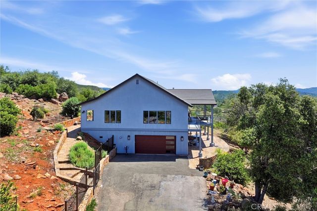 20069 Honey Hill, Hidden Valley Lake, CA 95467