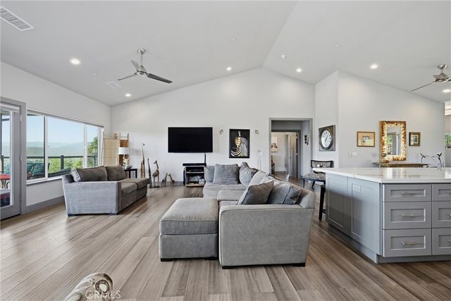 20069 Honey Hill, Hidden Valley Lake, CA 95467