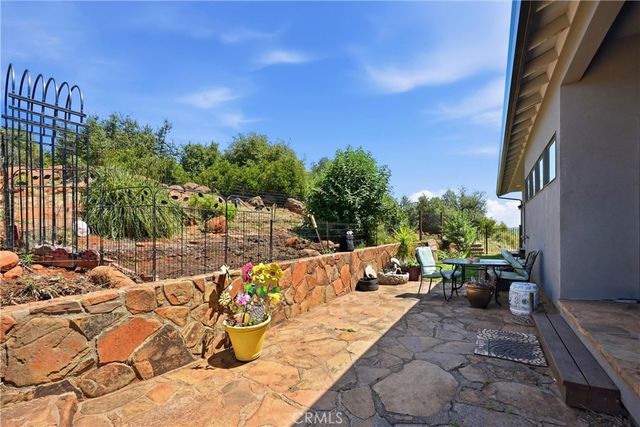 20069 Honey Hill, Hidden Valley Lake, CA 95467