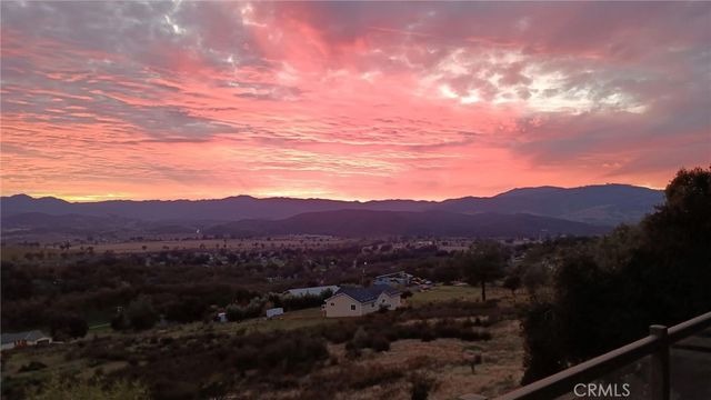 20069 Honey Hill, Hidden Valley Lake, CA 95467