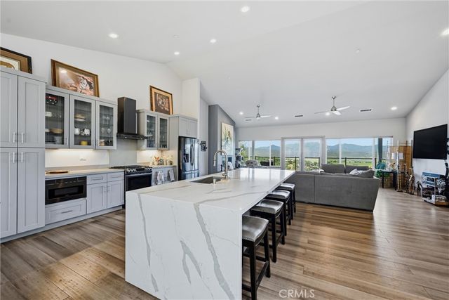 20069 Honey Hill, Hidden Valley Lake, CA 95467