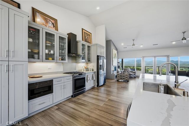 20069 Honey Hill, Hidden Valley Lake, CA 95467
