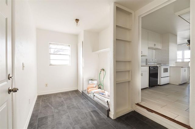 720 S Santa Fe Drive, Edmond, OK 73003