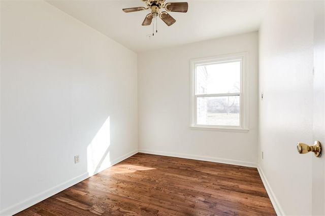 720 S Santa Fe Drive, Edmond, OK 73003