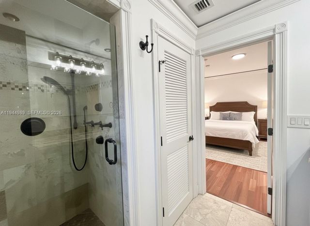 3069 SW 21st St, Miami, FL 33145