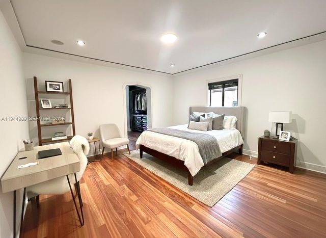 3069 SW 21st St, Miami, FL 33145