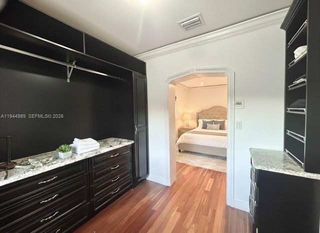 3069 SW 21st St, Miami, FL 33145