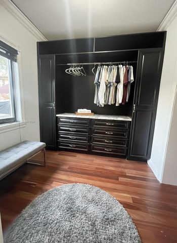 3069 SW 21st St, Miami, FL 33145