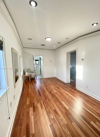 3069 SW 21st St, Miami, FL 33145