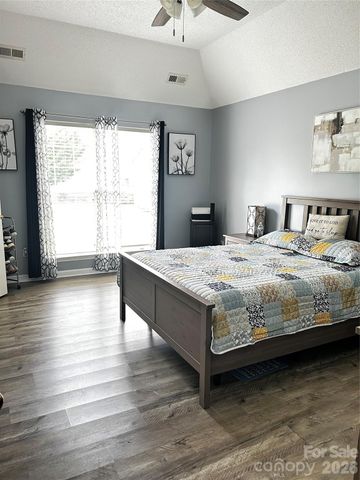 10132 Ashley Farm Drive, Matthews, NC 28105