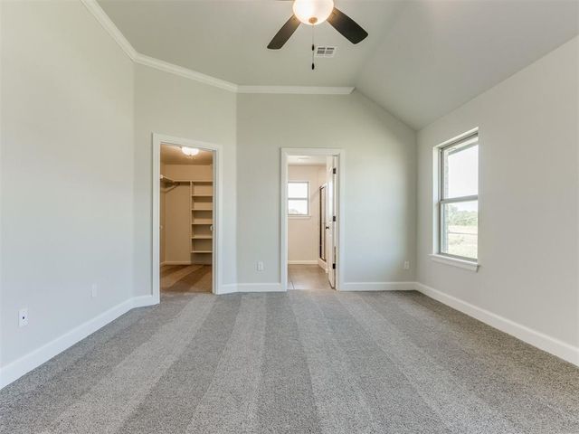 7701 Wilshire Woods Drive, Yukon, OK 73099