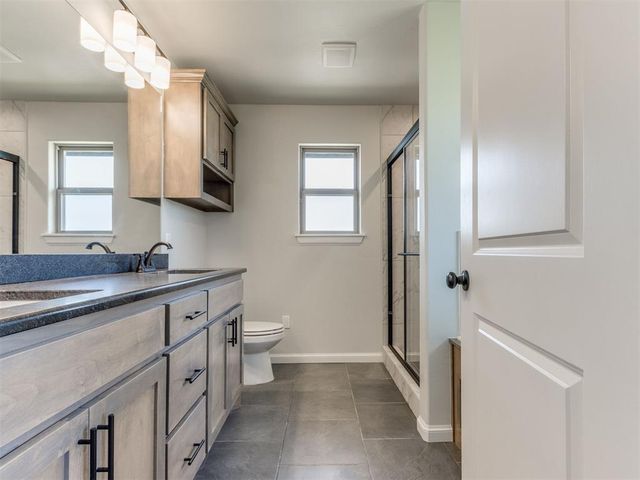 7701 Wilshire Woods Drive, Yukon, OK 73099