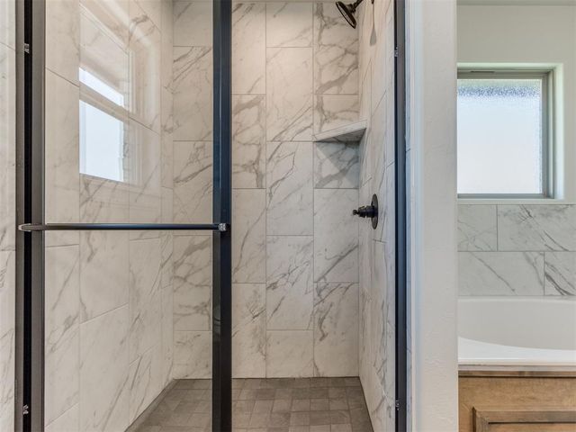 7701 Wilshire Woods Drive, Yukon, OK 73099