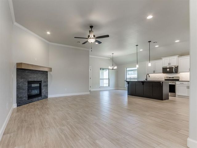 7701 Wilshire Woods Drive, Yukon, OK 73099