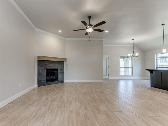 7701 Wilshire Woods Drive, Yukon, OK 73099