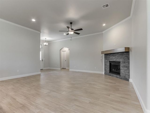 7701 Wilshire Woods Drive, Yukon, OK 73099