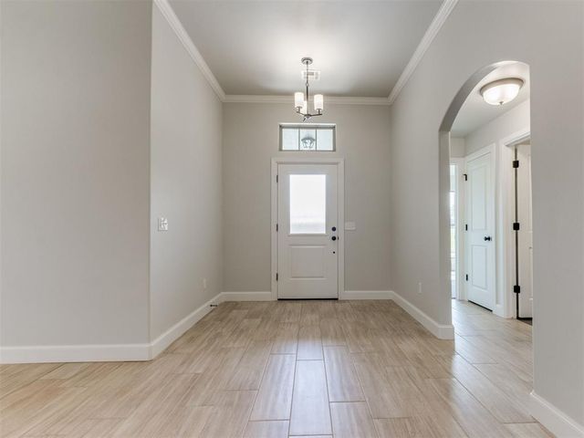 7701 Wilshire Woods Drive, Yukon, OK 73099