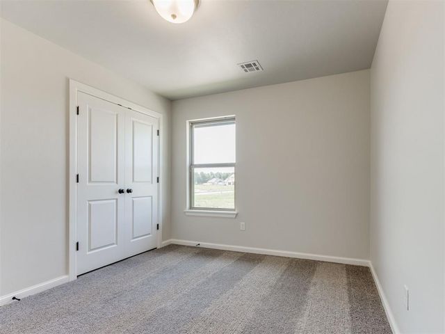 7701 Wilshire Woods Drive, Yukon, OK 73099